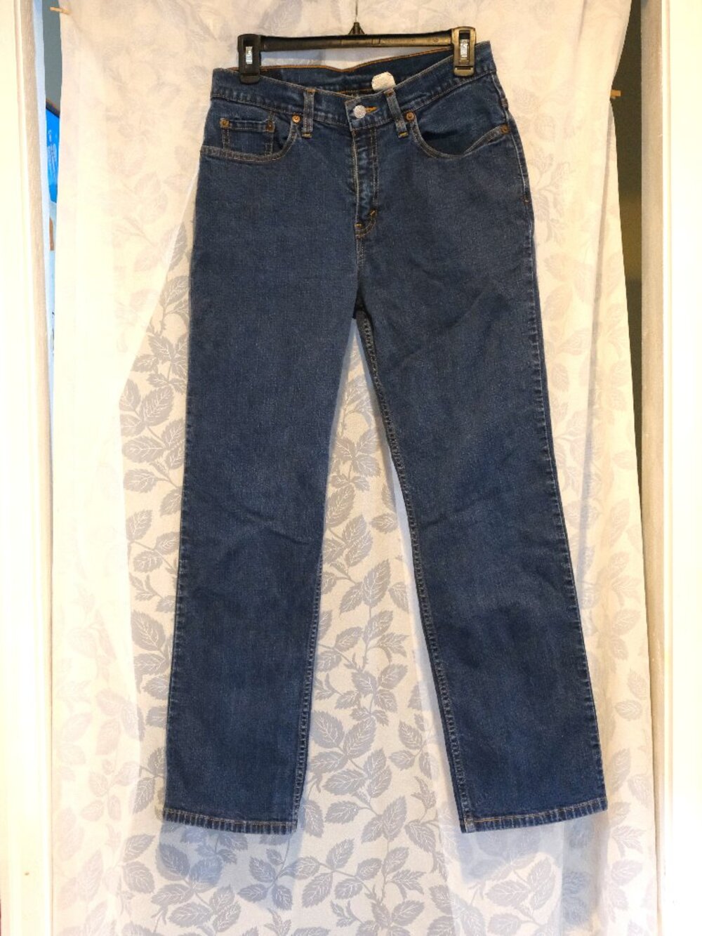 Levi’s Straight Leg Low Rise Jeans Women’s Size 10 Classic Blue Denim